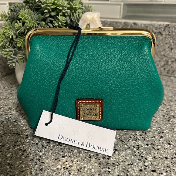 Dooney & Bourke Handbags - Dooney & Bourke Kisslock Purse